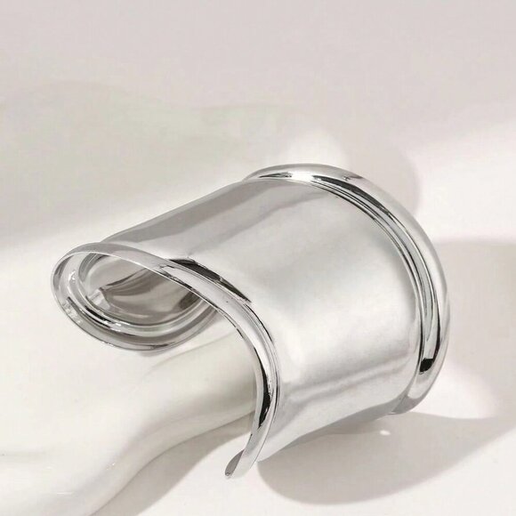 BEST SELLER silver tone bangle cuff chic fashion classic trendy - Picture 3 of 3